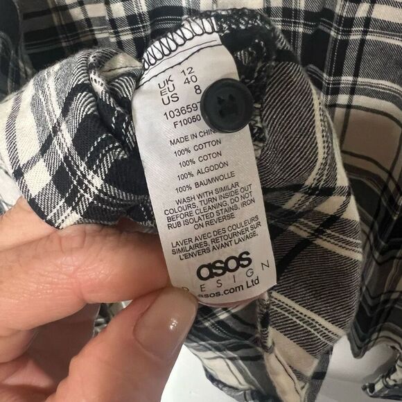ASOS Designs Black White Plaid Flannel Button Down Shirt Women’s Size 8 - Picture 2 of 7
